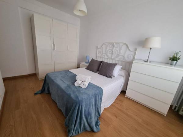 Apartamentos Dos Torres Légolas - Parking gratis