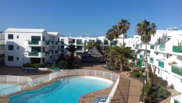RealRent Costa Teguise Beach