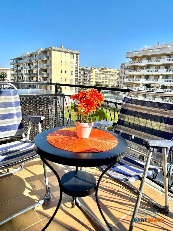 ApartBeach CYE 3 JUNTO PLAYA CLIMATIZADO Y PARQUING