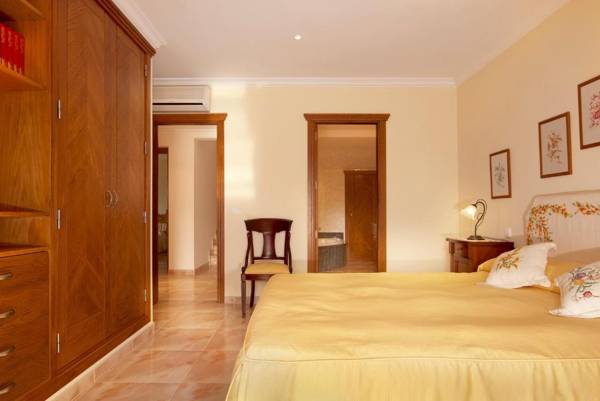 Beach Villa Arran de Mar