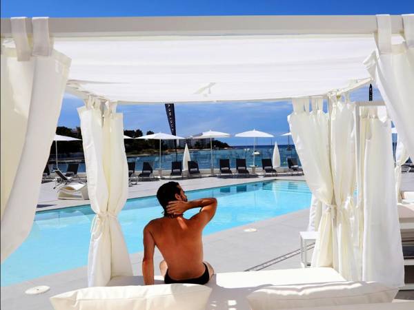 AxelBeach Ibiza Suites Apartments Spa and Beach Club - Adults Only