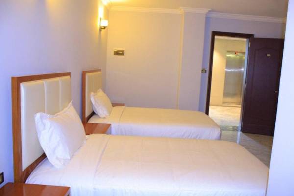 Golden Park Apartment Hotel