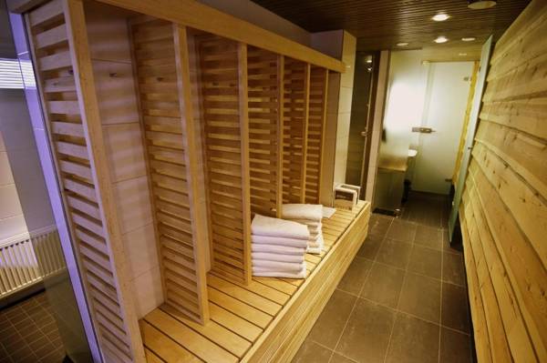 Levi Suites Unna Mànnu