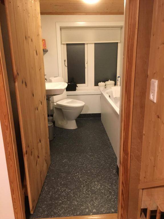 Abbasa hús-Grandpa s house Kumlavegur 9