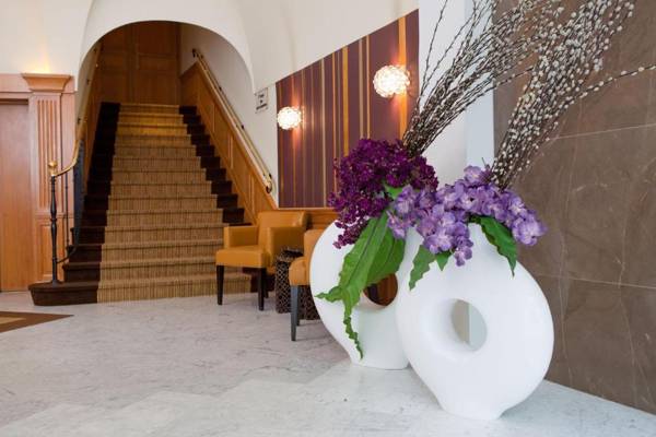 Hôtel Paris Neuilly