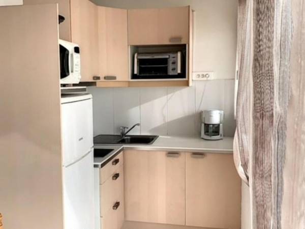 Appartement Balaruc-les-Bains 2 pièces 4 personnes - FR-1-503-70