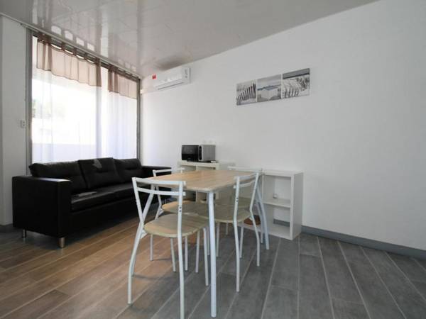 Appartement Balaruc-les-Bains 2 pièces 2 personnes - FR-1-553-115