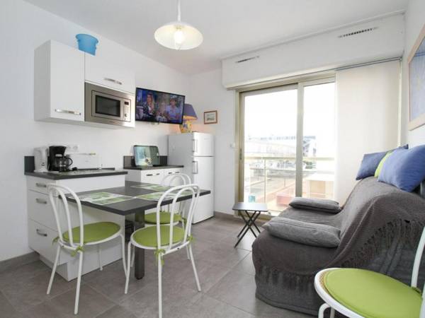 Apartment Balaruc-les-Bains studio flat 4 persons - FR-1-553-125