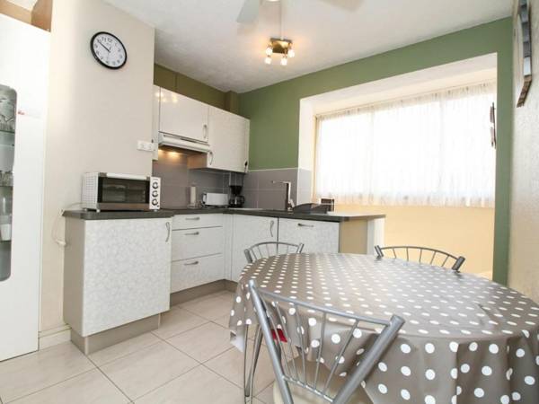 Appartement Balaruc-les-Bains 2 pièces 2 personnes - FR-1-553-130