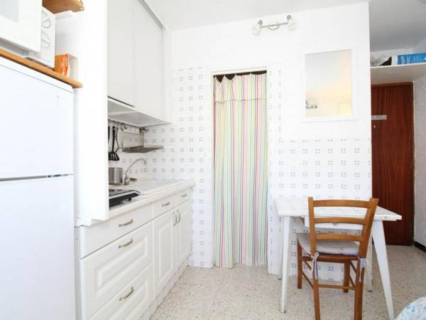 Studio Balaruc-les-Bains 1 pièce 1 personne - FR-1-553-32