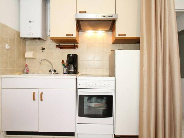 Studio Balaruc-les-Bains 1 pièce 2 personnes - FR-1-553-112