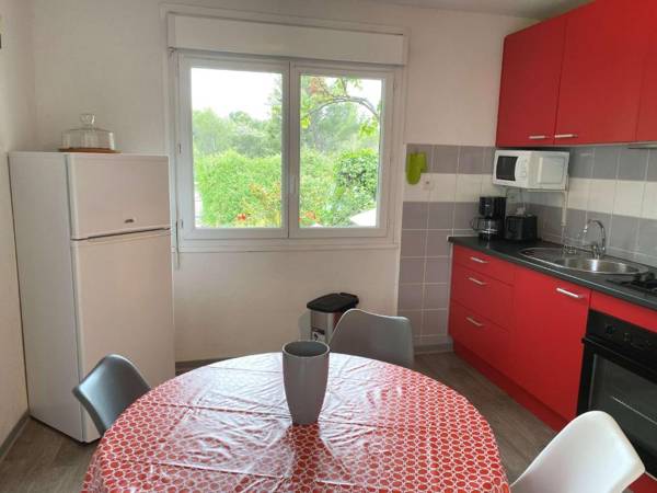 Appartement Balaruc-les-Bains 2 pièces 2 personnes - FR-1-553-22