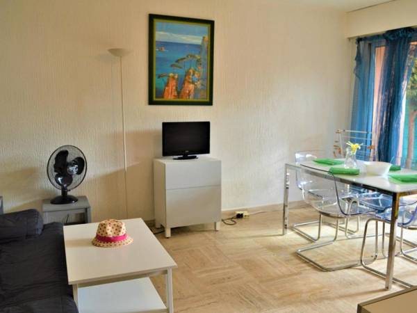 Appartement Cavalaire-sur-Mer 2 pièces 4 personnes - FR-1-226B-9