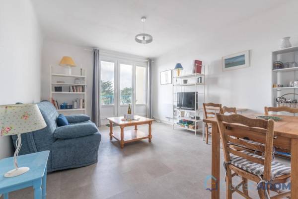 Appartement plein de charme avec vue sur mer