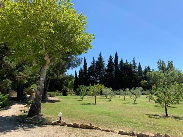 Domaine Au Coeur des Alpilles