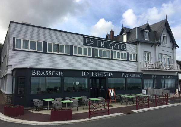 Les Fregates
