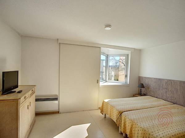 Studio Lamalou-les-Bains 1 pièce 2 personnes - FR-1-451-66