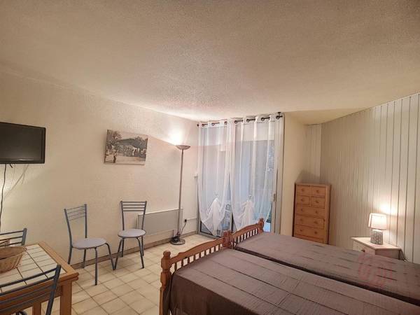 Studio Lamalou-les-Bains 1 pièce 2 personnes - FR-1-451-89