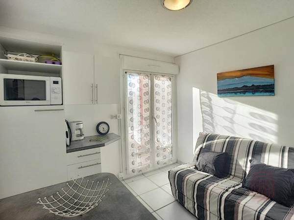 Studio Lamalou-les-Bains 1 pièce 2 personnes - FR-1-451-92