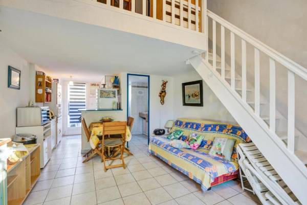 Maison d'une chambre avec piscine partagee et terrasse amenagee a Valras Plage