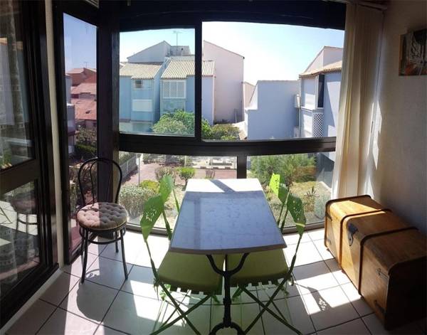 BM 463 - Appartement T2 Cabine 4 couchages NARBONNE-PLAGE