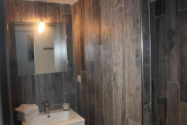 Les Saintes au bord de mer