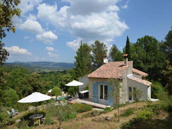 Attractive holiday home with private pool stunning views surrounded by nature!