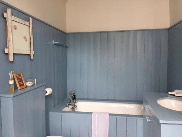 Hôtel Saint-Laurent The Originals Relais