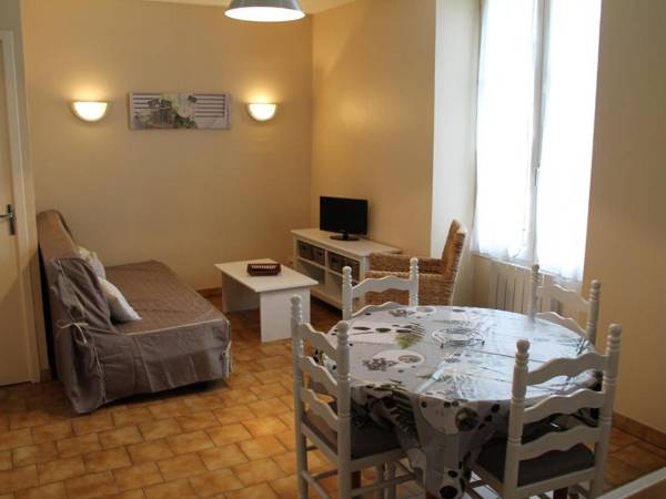Appartement La Roche-Posay 2 pièces 4 personnes - FR-1-541-1