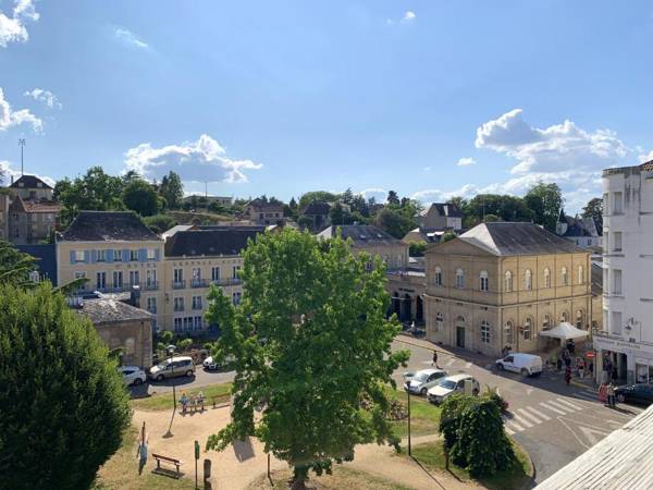 Appartement de 2 chambres avec wifi a Neris les Bains