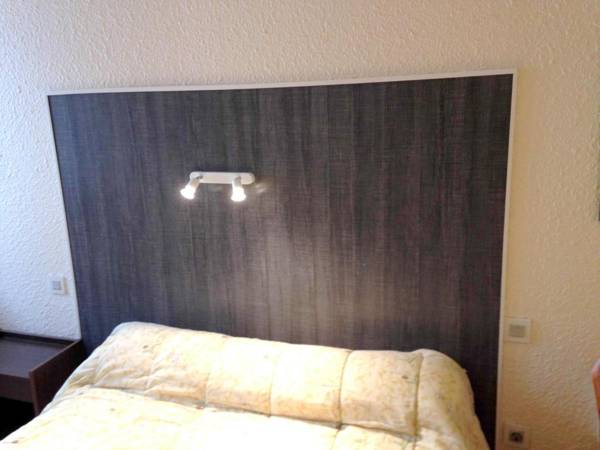 Appartement de 2 chambres avec wifi a Neris les Bains