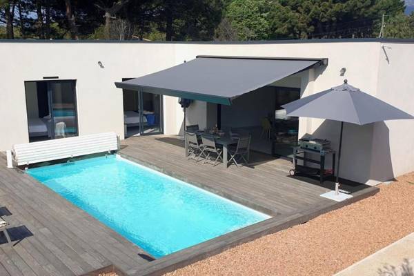 Jolie villa dans résidence avec piscine chauffée privée