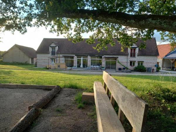 Gîte Chaumont-sur-Tharonne 4 pièces 10 personnes - FR-1-491-98