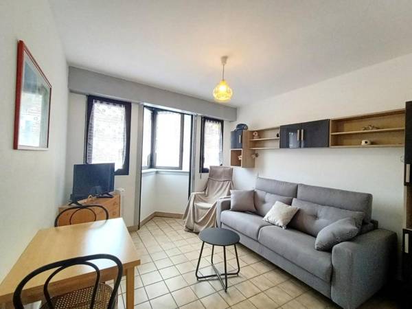 Studio Aix-les-Bains 1 pièce 2 personnes - FR-1-555-20
