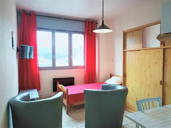 Studio Aix-les-Bains 1 pièce 1 personne - FR-1-555-36