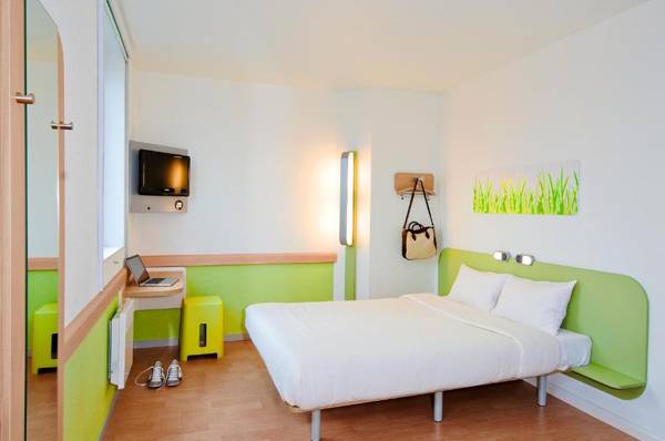 ibis budget Valenciennes Petite-Forêt