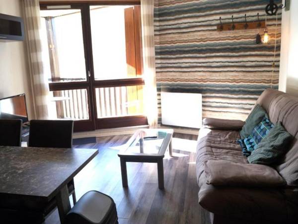 Studio Enchastrayes 1 pièce 4 personnes - FR-1-165A-22