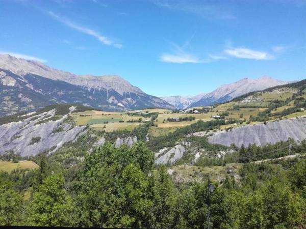 Studio Enchastrayes 1 pièce 4 personnes - FR-1-165A-35