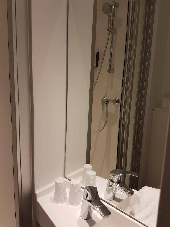 hotelF1 Lyon Saint Priest