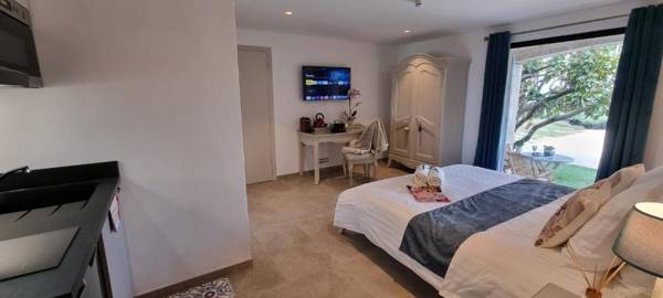 Loup Castel Boutique Hotel B&B