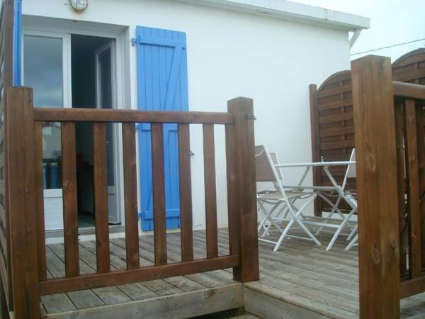 Maison de 2 chambres a Saint Hilaire de Riez a 200 m de la plage avec jardin clos et wifi