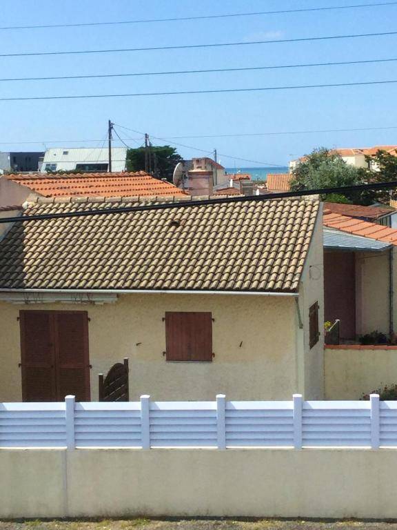 Maison de 3 chambres a Saint Hilaire de Riez a 200 m de la plage avec jardin clos et wifi