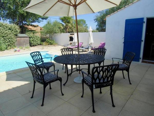 Villa familiale et confortable a Saint Jean de Monts avec piscine chauffee