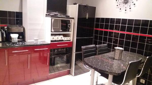 Maison de 2 chambres a Ver sur Mer a 100 m de la plage avec jardin clos