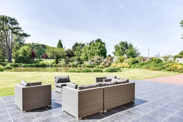 Château Côte de Nacre