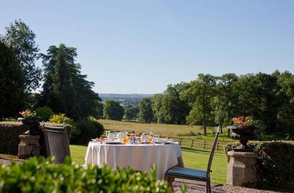 Château d'Ygrande - les Collectionneurs