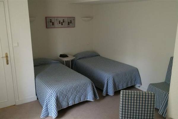 Hotel The Originals Château de Perigny