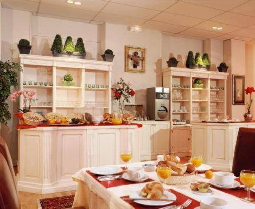 New Providence Hotel