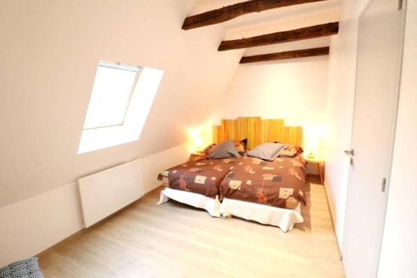 Villa de 5 chambres avec piscine privee jardin clos et wifi a Vieillevie