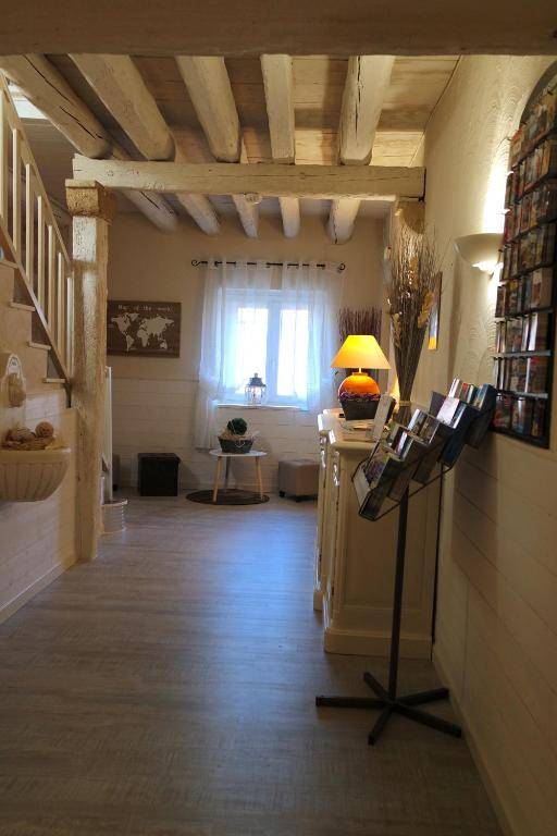 LOGIS HOTEL RESTAURANT L' Auberge d'Uzes